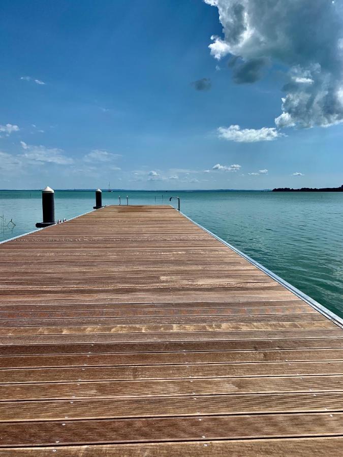 Fuzliget2- Skiff Balatonfůzfő Екстериор снимка